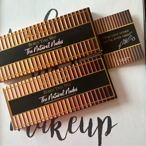 Too Faced Born This Way The Natural Nudes Eyeshadow Palette w/ gift - Picture 4 of 9